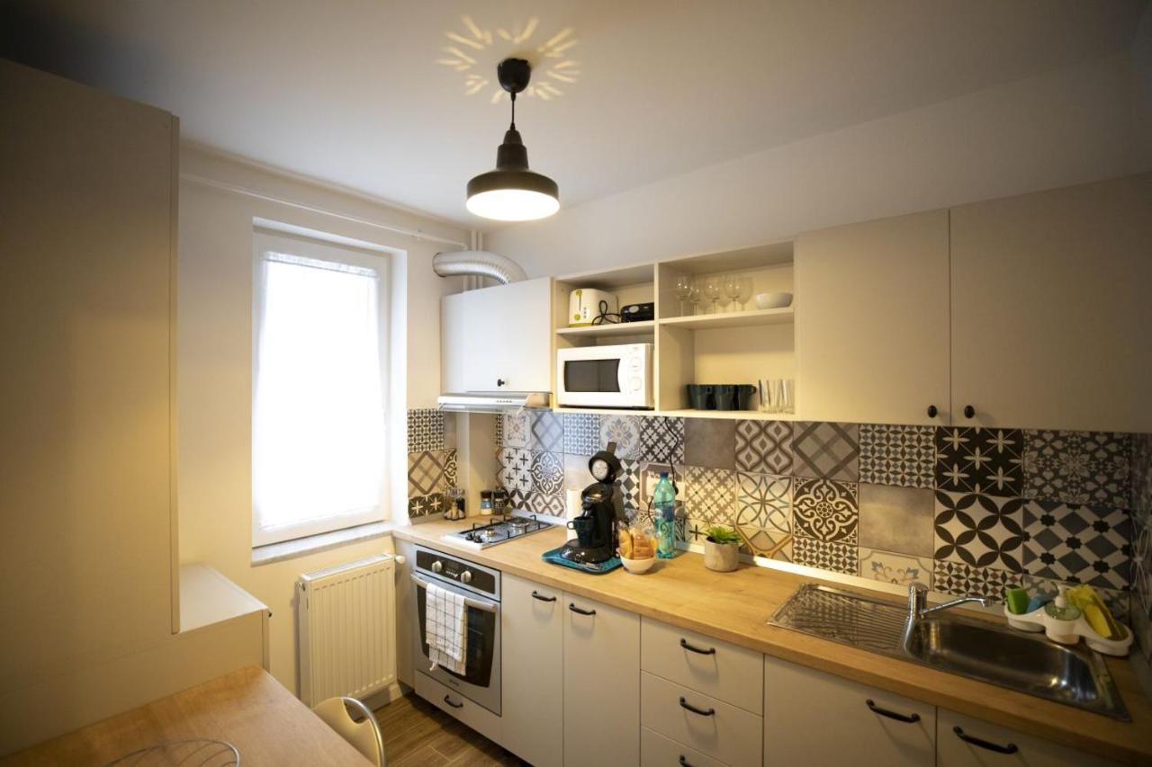 Smp Apartment 3 Timisoara Luaran gambar